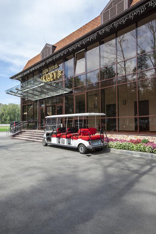 Park-Hotel Kidev Chubynske Εξωτερικό φωτογραφία